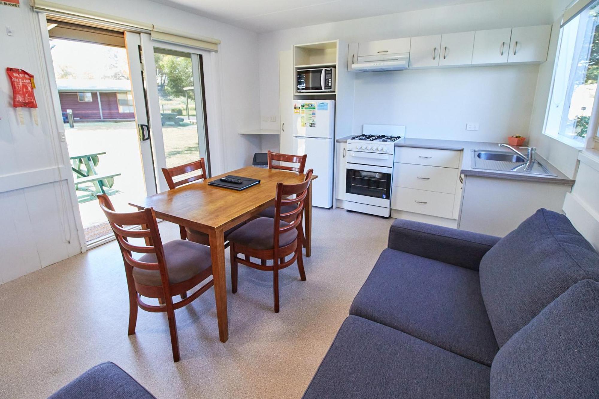 Surfside Holiday Park Warrnambool Exterior foto